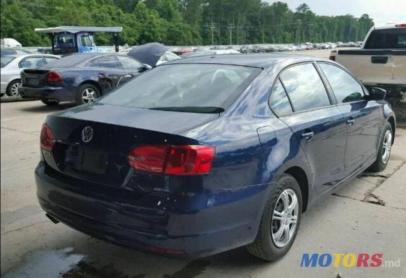 2013' Volkswagen Jetta photo #2