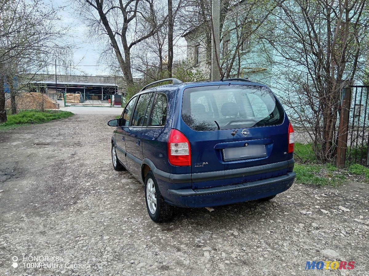 2004' Opel Zafira photo #4
