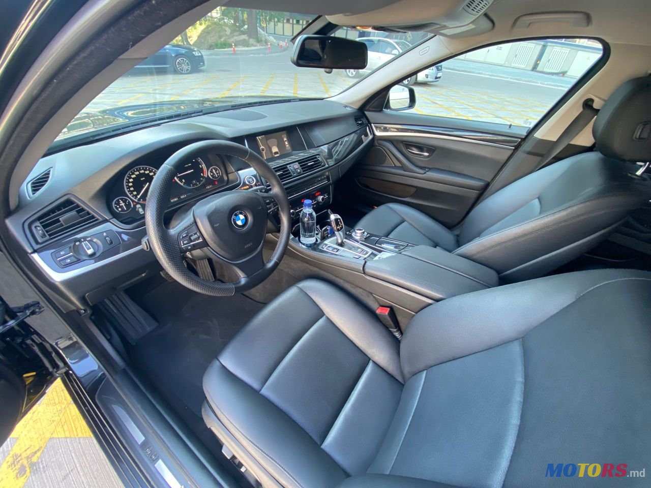 2013' BMW 5 Series photo #6