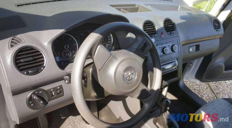 2011' Volkswagen Caddy photo #1