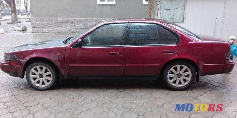 1990' Nissan Maxima photo #1