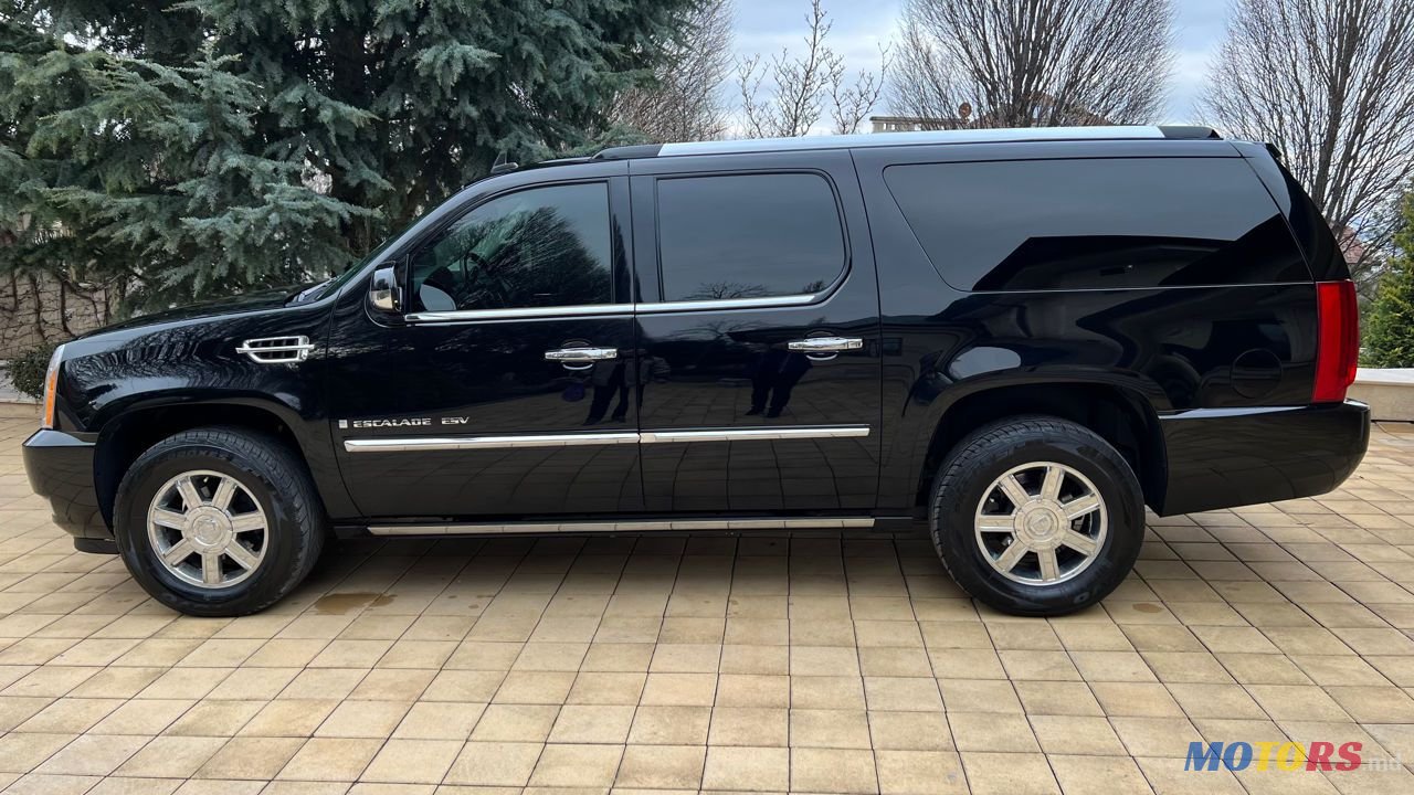 2007' Cadillac Escalade photo #4
