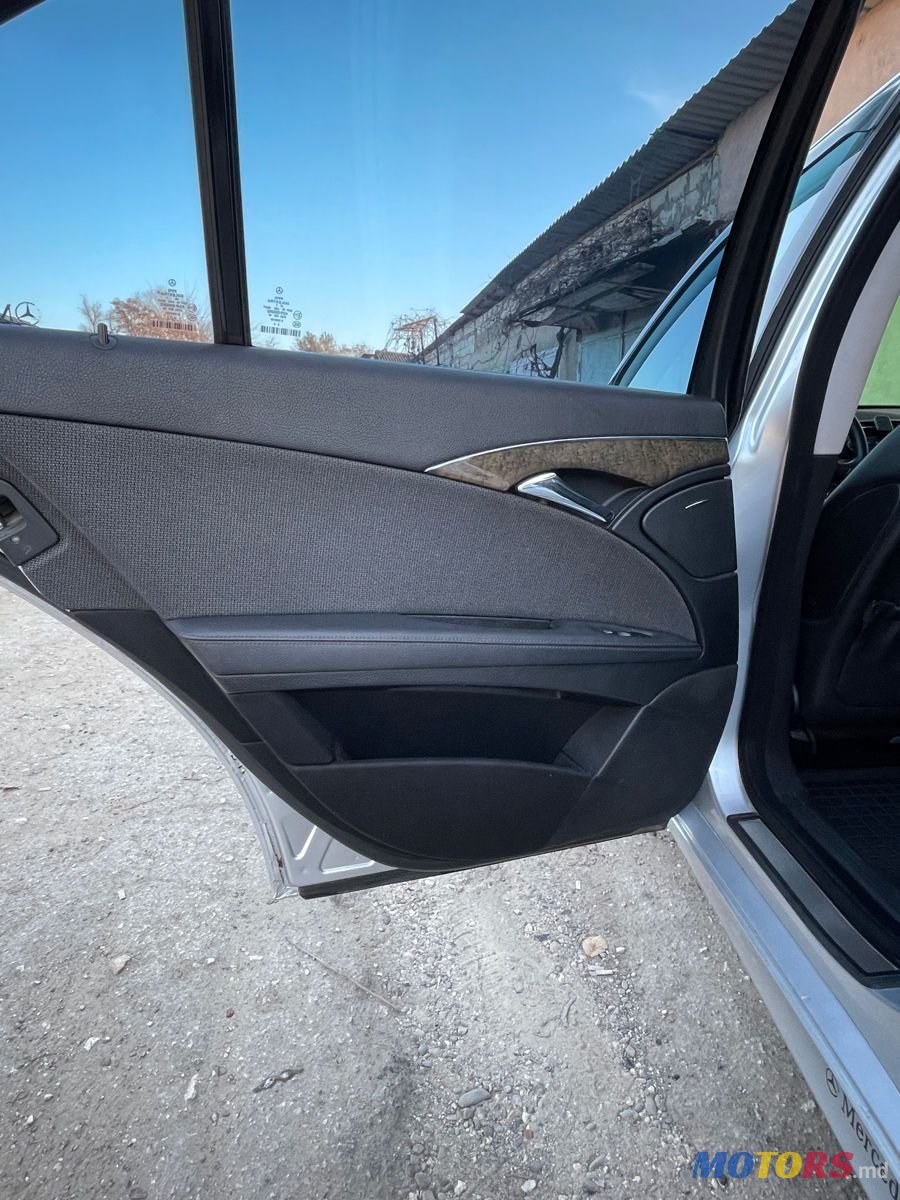 2008' Mercedes-Benz E-Class photo #6