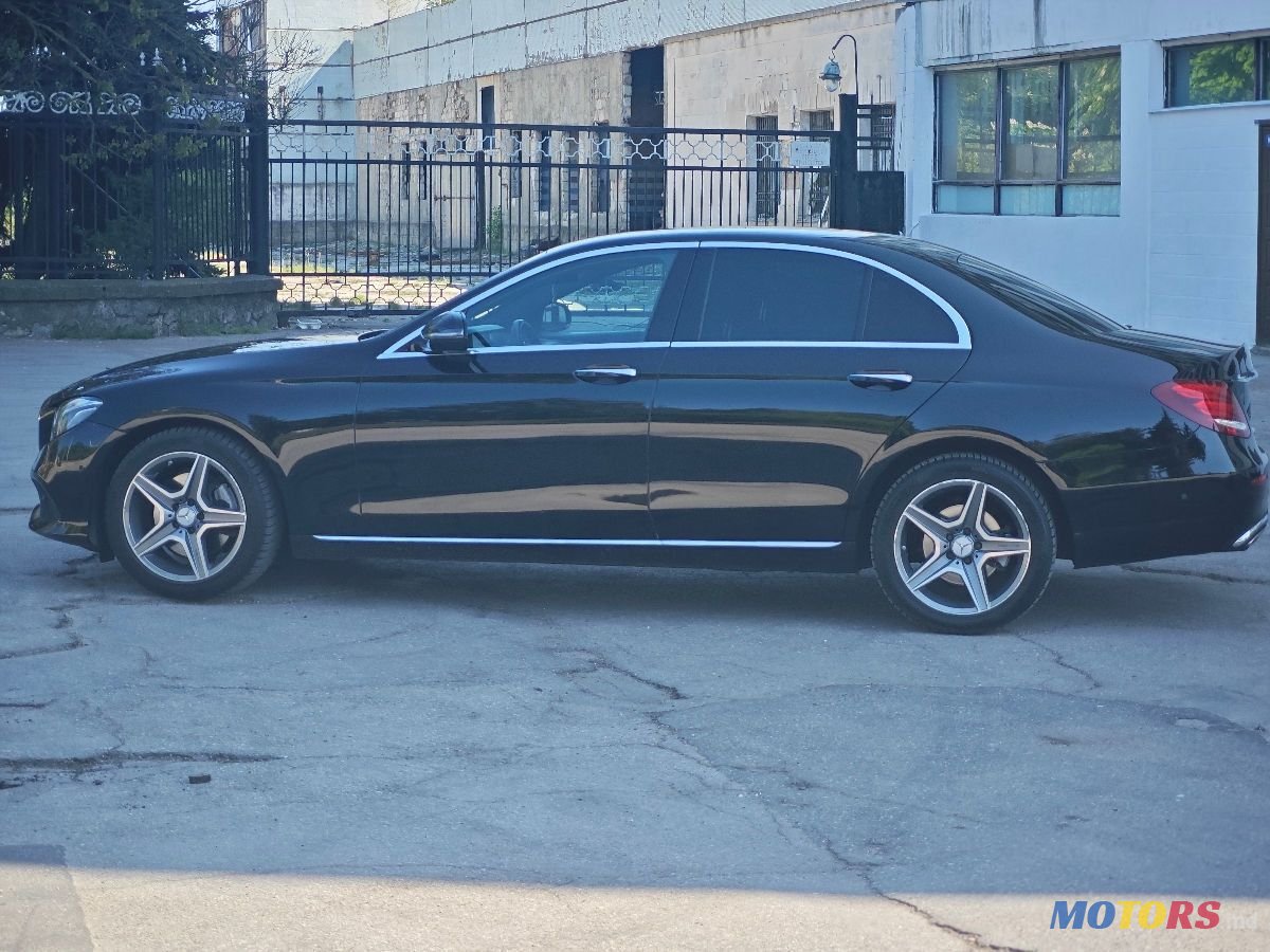 2017' Mercedes-Benz E-Class photo #2