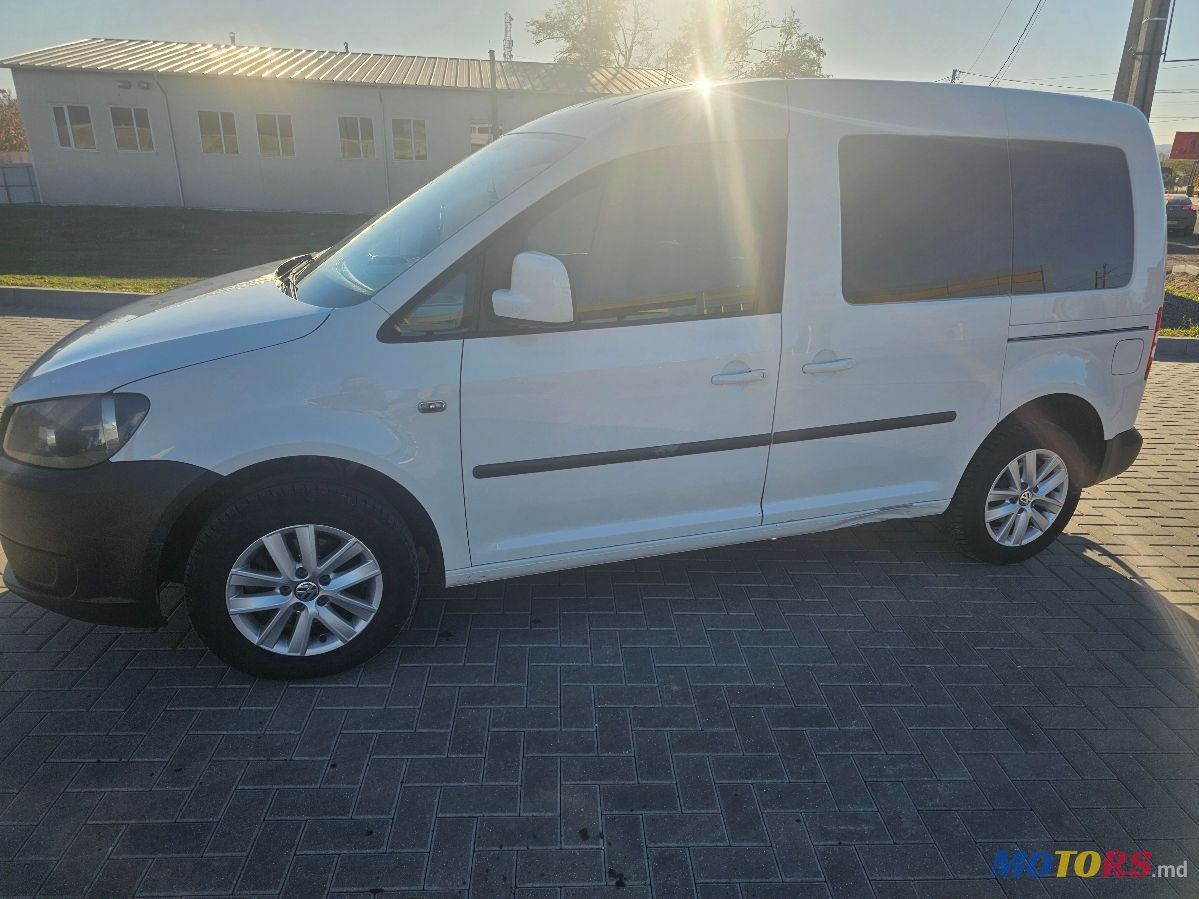 2014' Volkswagen Caddy photo #2
