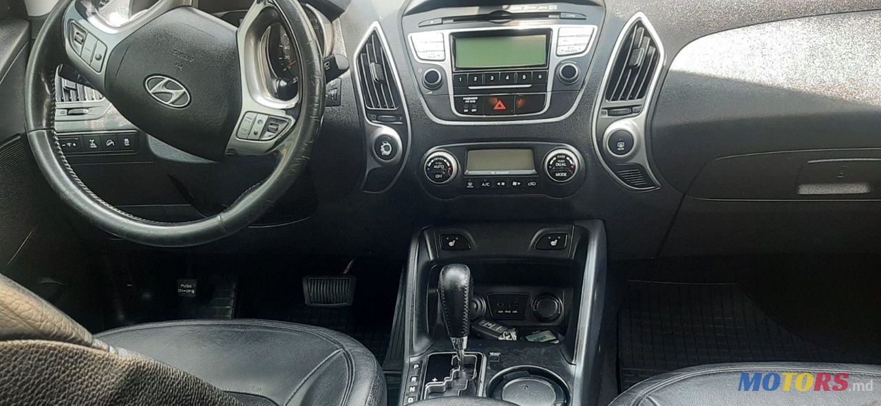 2011' Hyundai ix35 photo #4