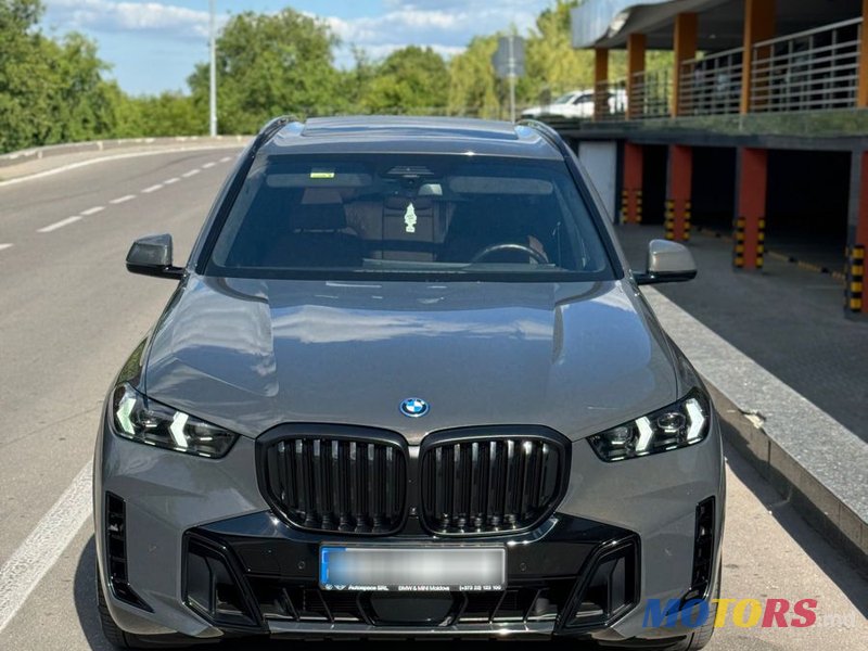 2023' BMW X5 photo #5