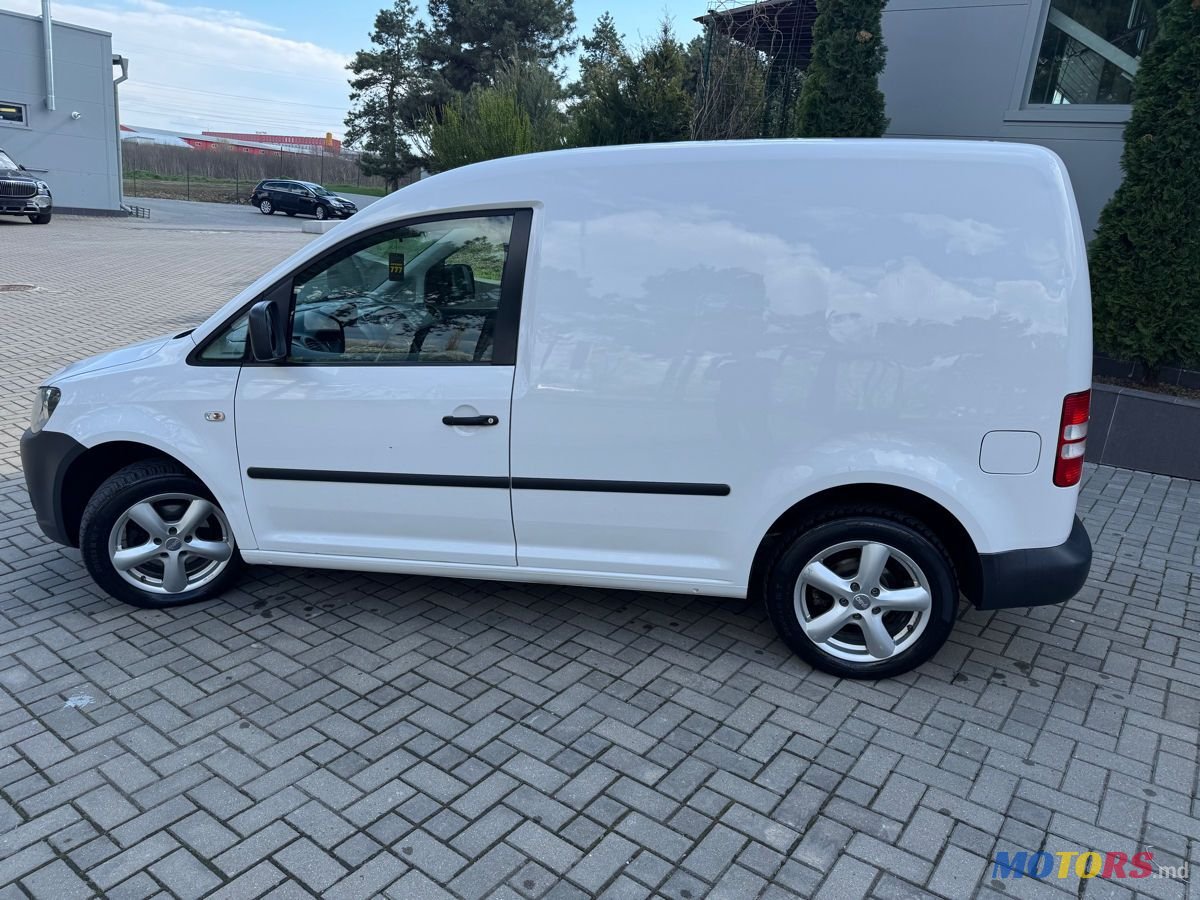 2015' Volkswagen Caddy photo #5
