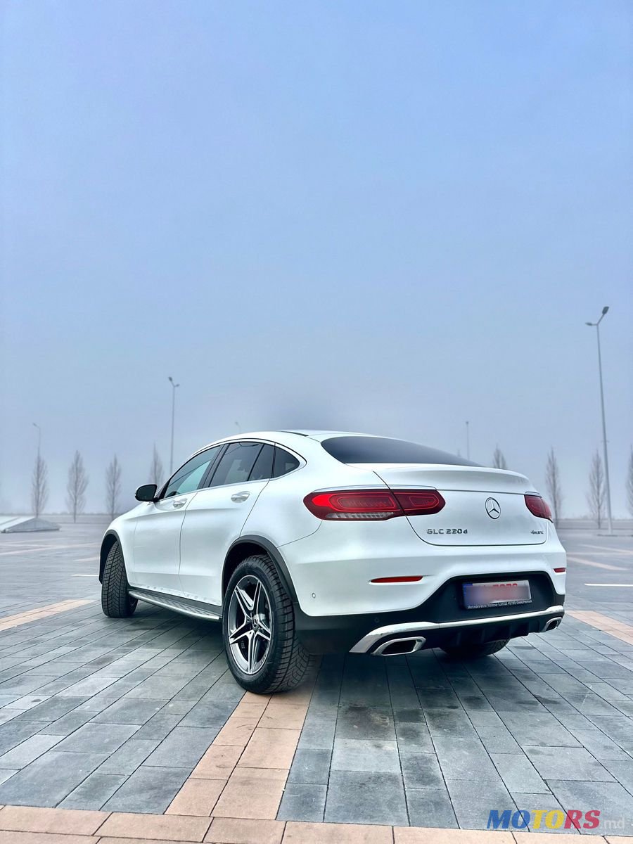 2020' Mercedes-Benz Glc Coupe photo #4