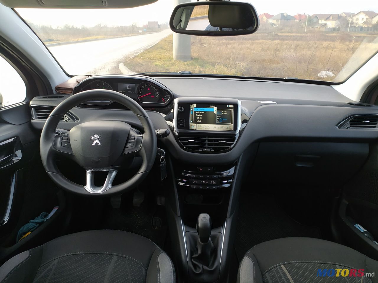 2013' Peugeot 208 photo #4