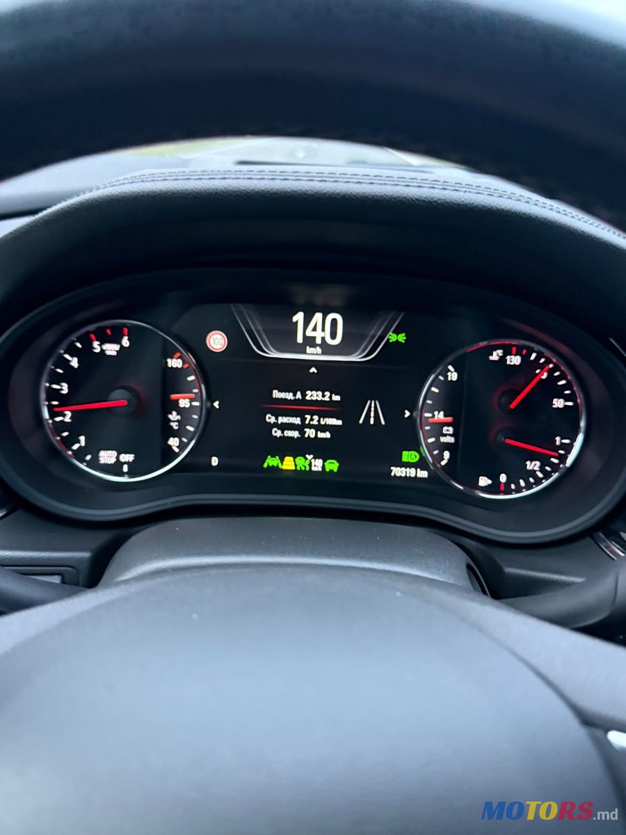 2018' Opel Insignia photo #4