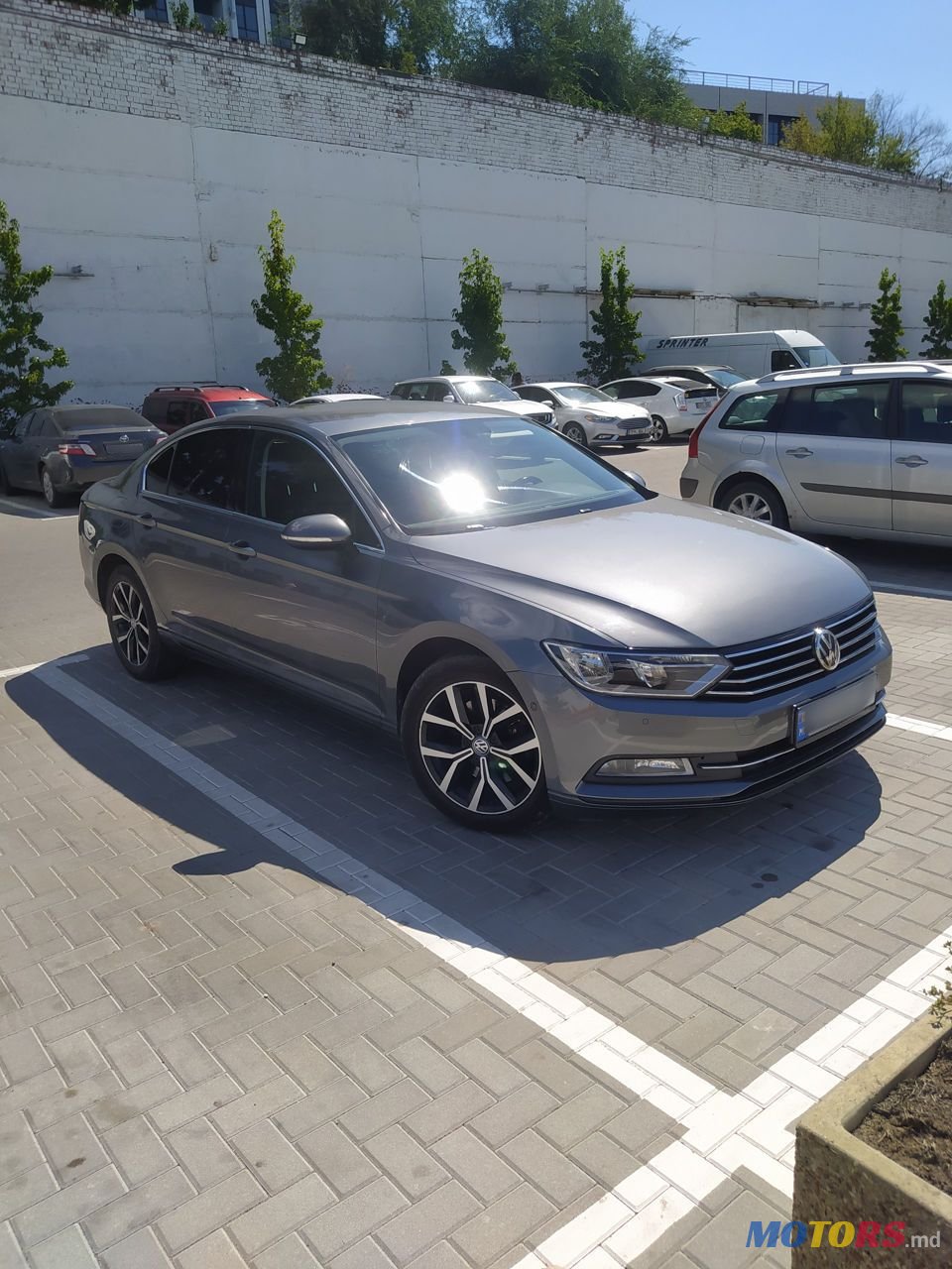 2016' Volkswagen Passat photo #1