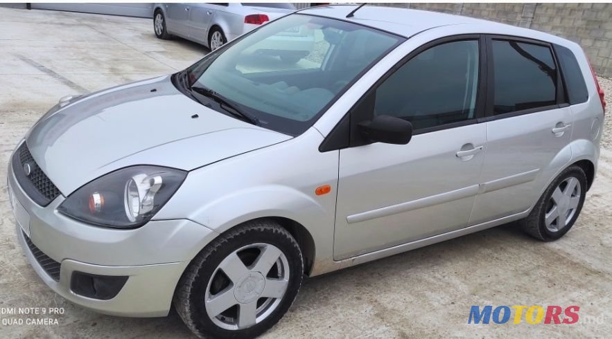 2008' Ford Fiesta photo #6