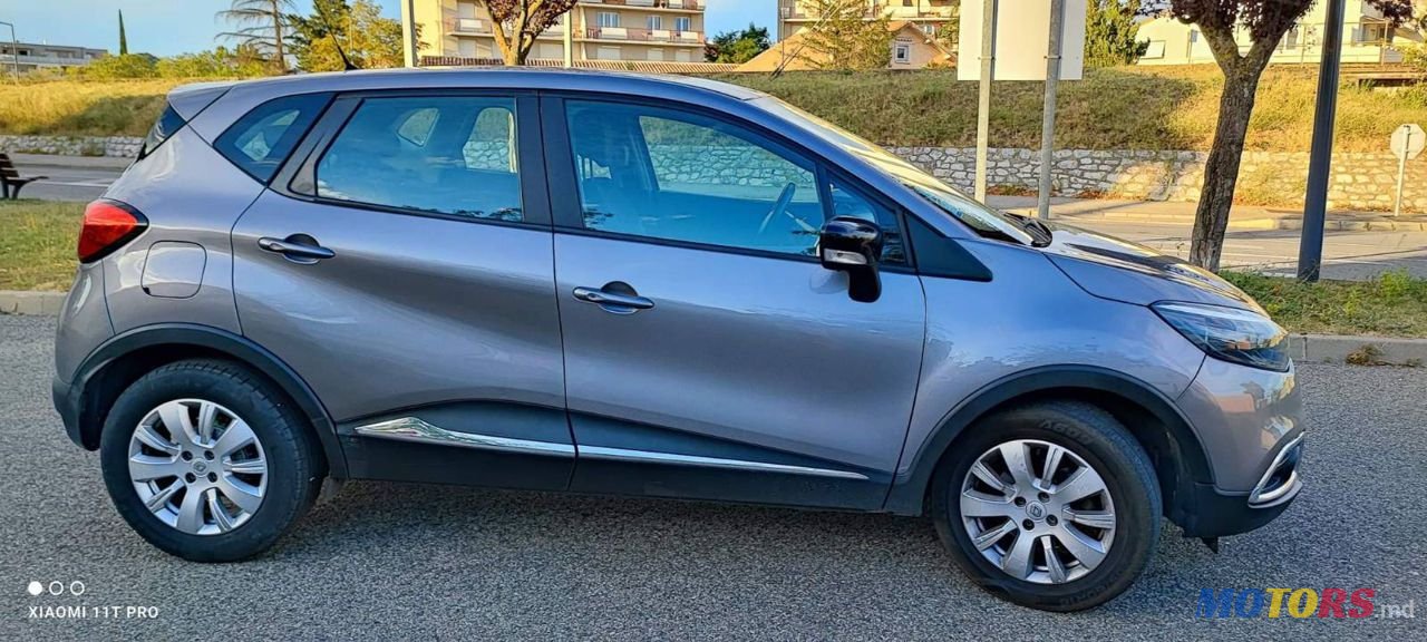 2015' Renault Captur photo #5