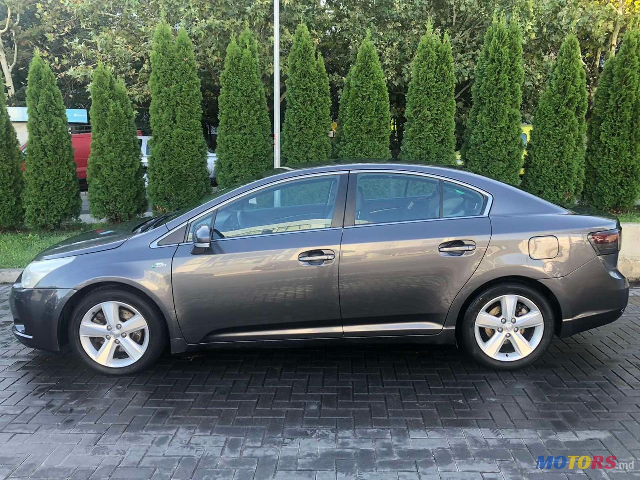 2009' Toyota Avensis photo #3