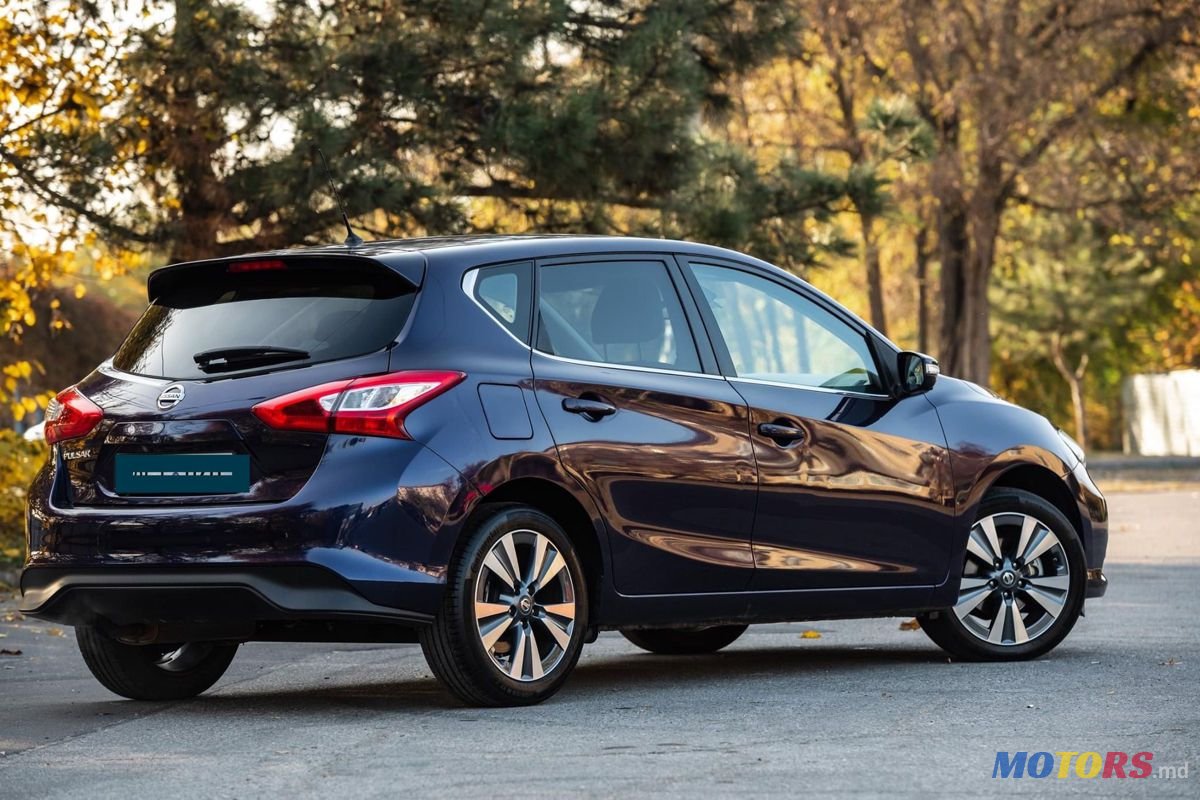2014' Nissan Pulsar photo #2
