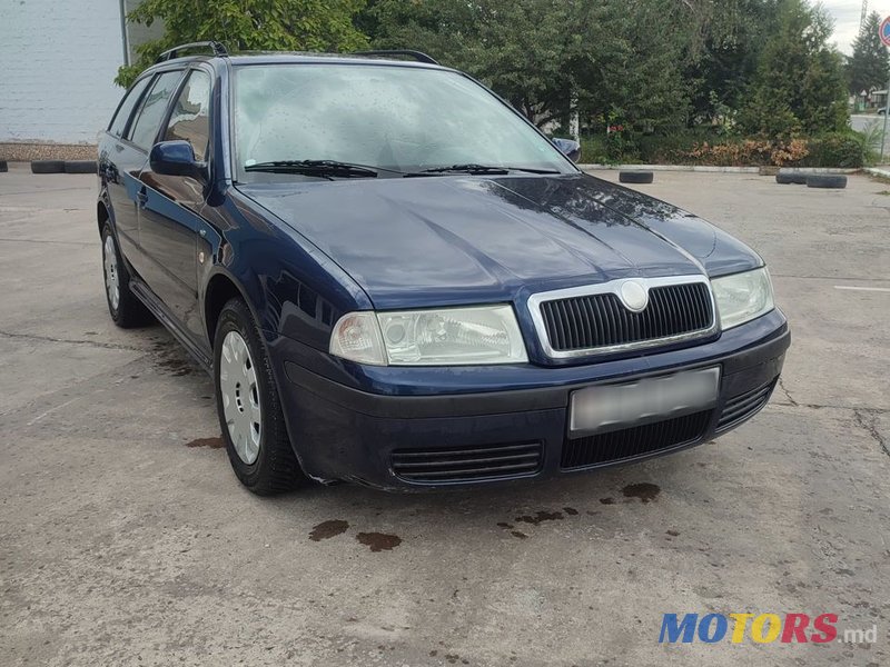 2002' Skoda Octavia photo #2