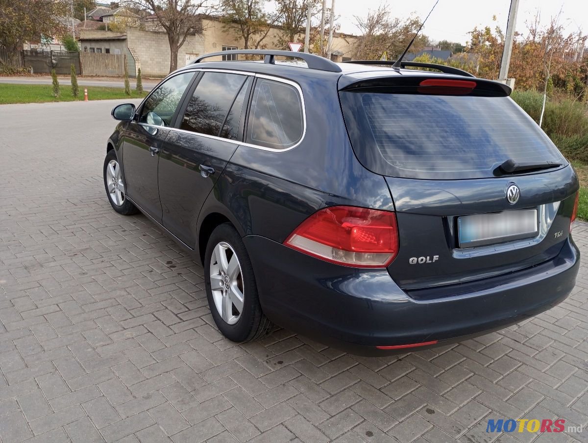 2008' Volkswagen Golf photo #1