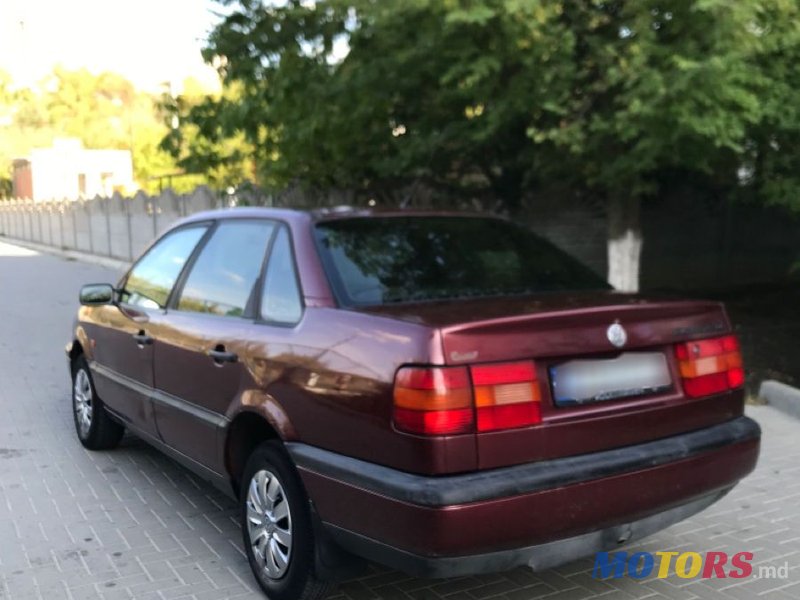 1995' Volkswagen Passat photo #3