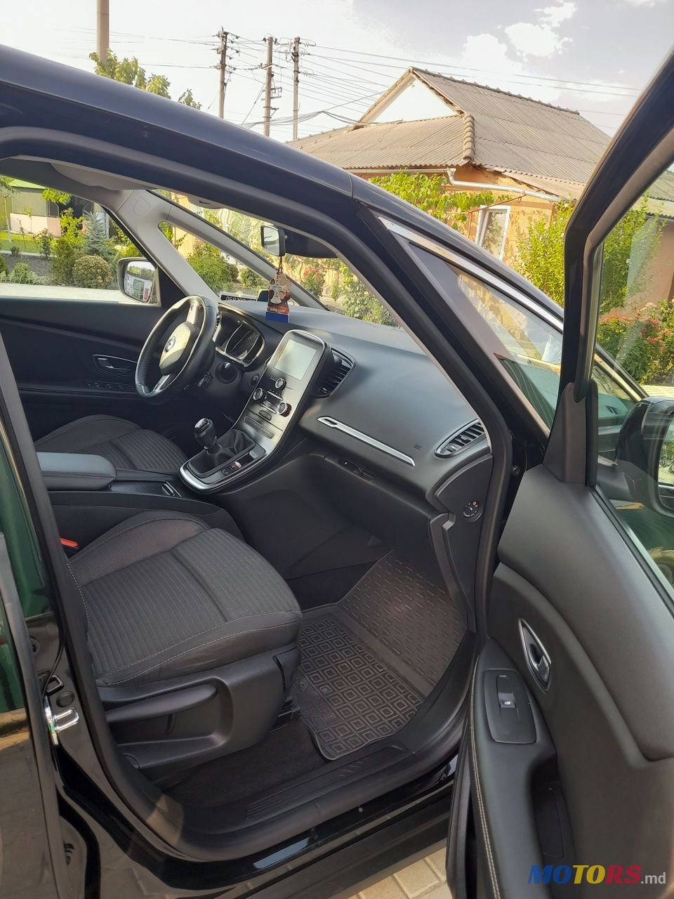 2018' Renault Scenic photo #6