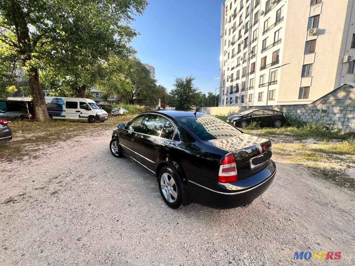2008' Skoda Superb photo #2