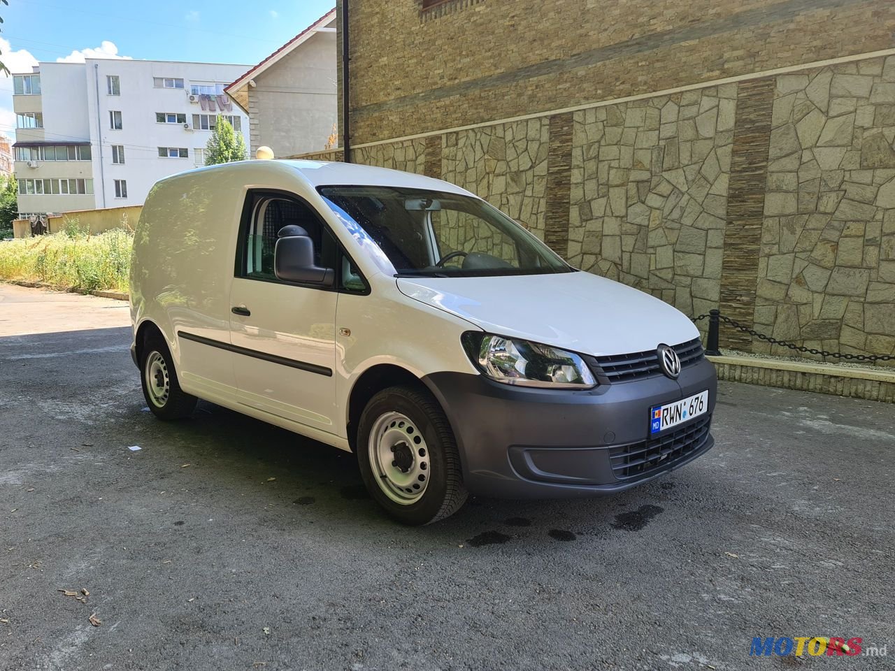2015' Volkswagen Caddy photo #1