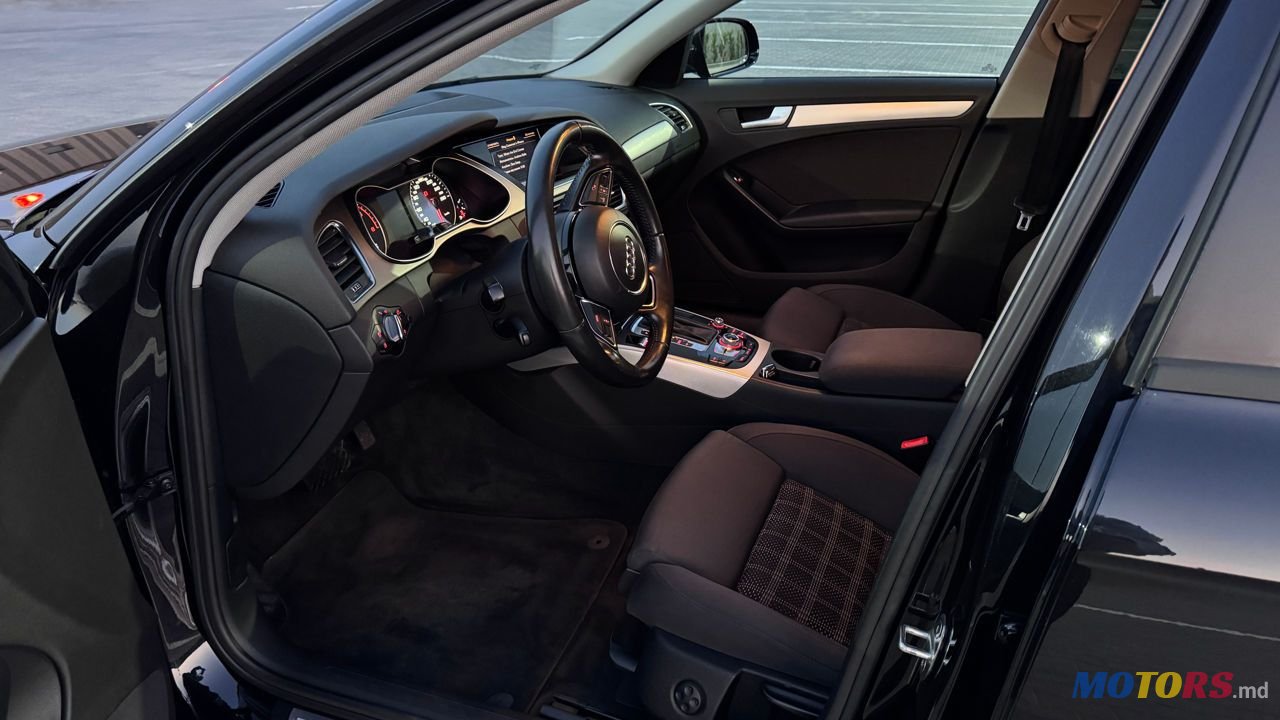 2012' Audi A4 photo #5