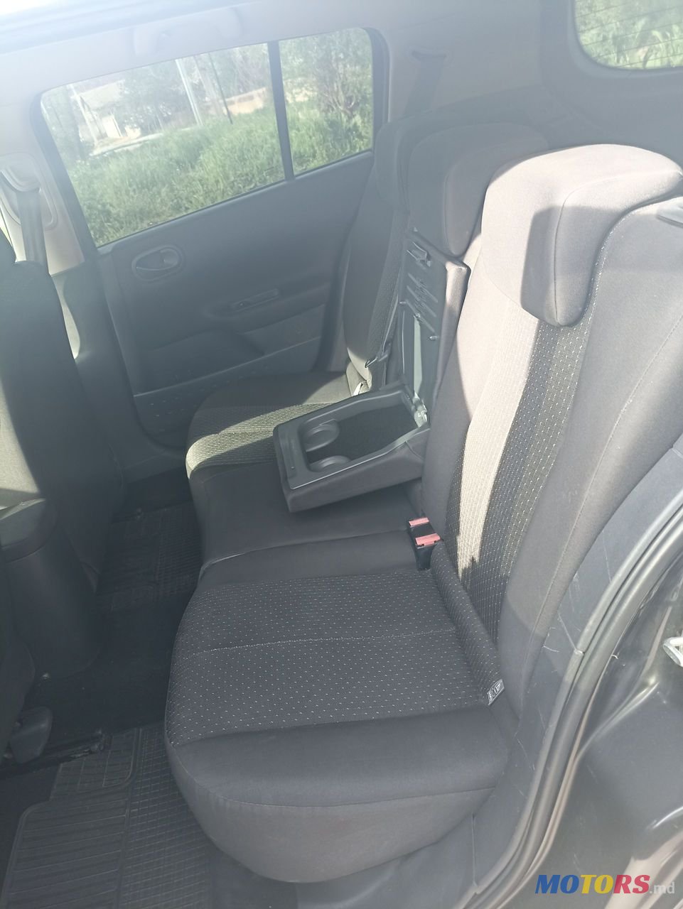 2005' Renault Megane photo #5