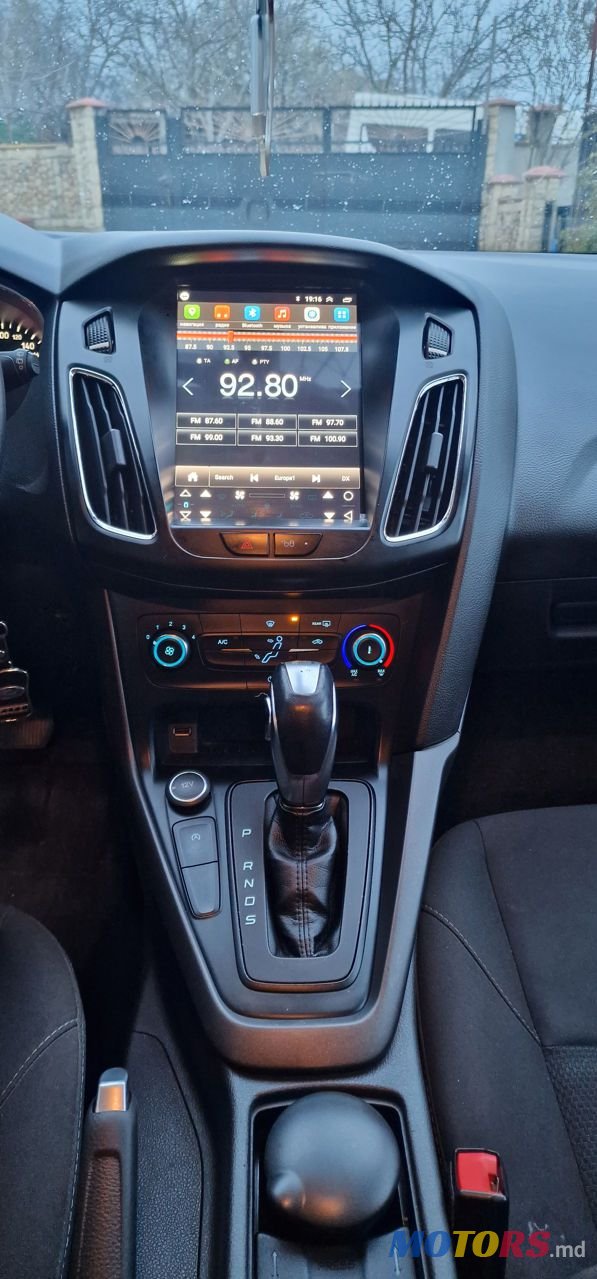 2015' Ford Focus photo #4