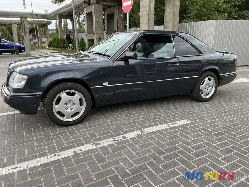 1995' Mercedes-Benz E Класс photo #3