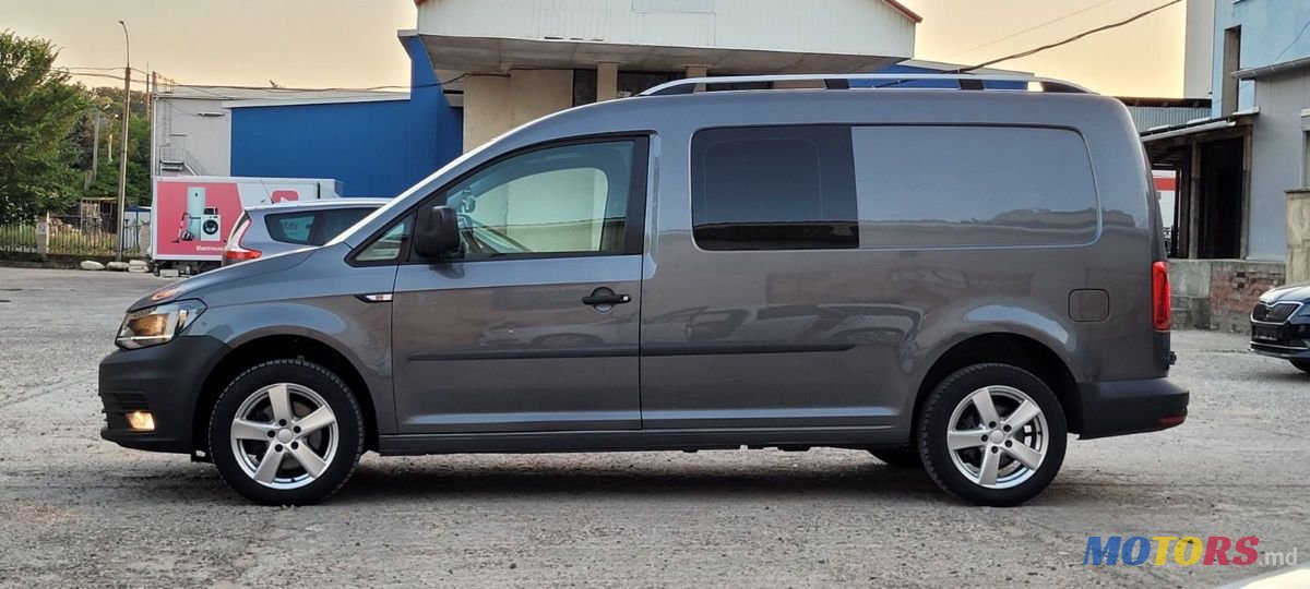 2016' Volkswagen Caddy photo #3