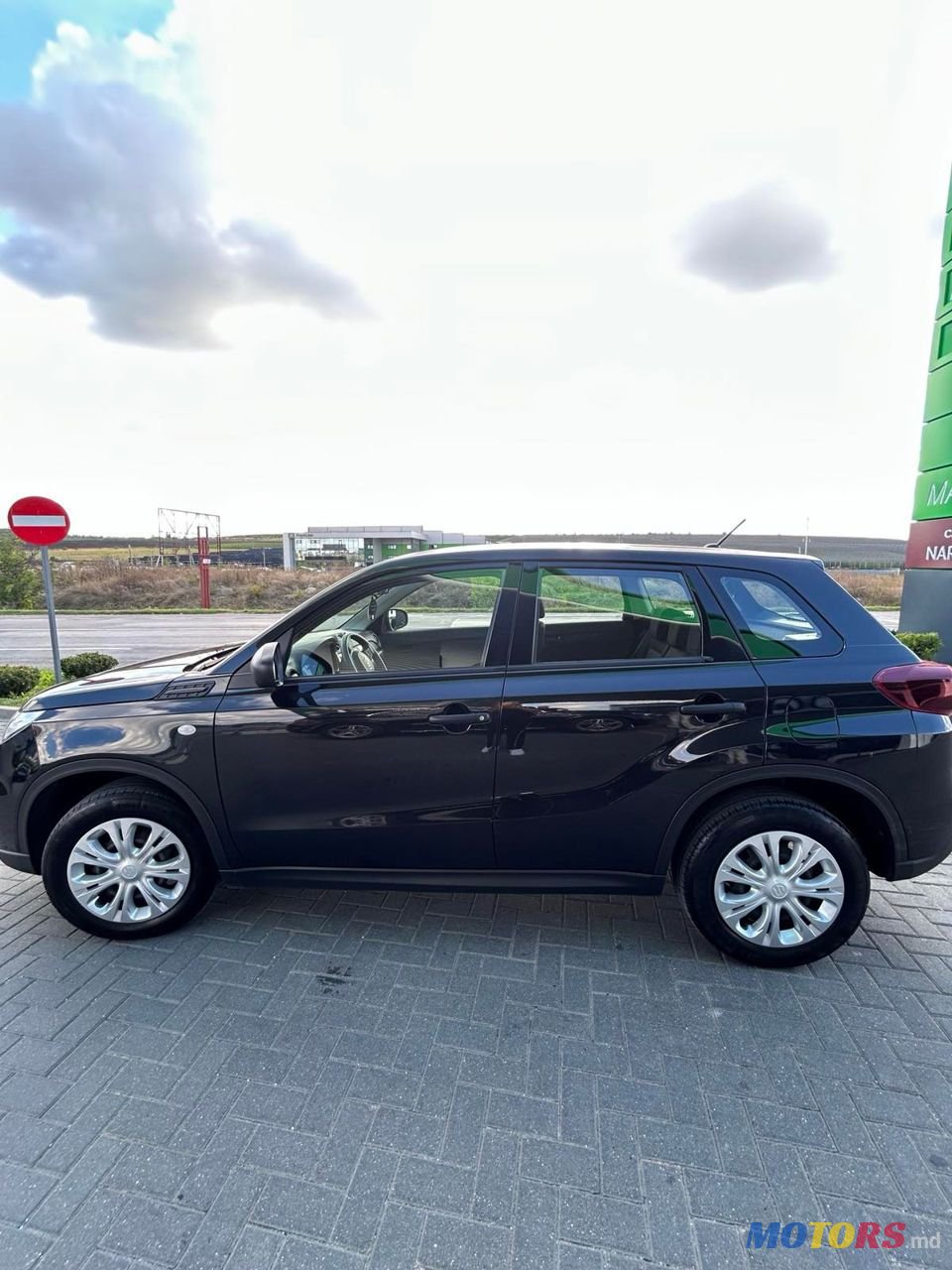 2021' Suzuki Vitara photo #2