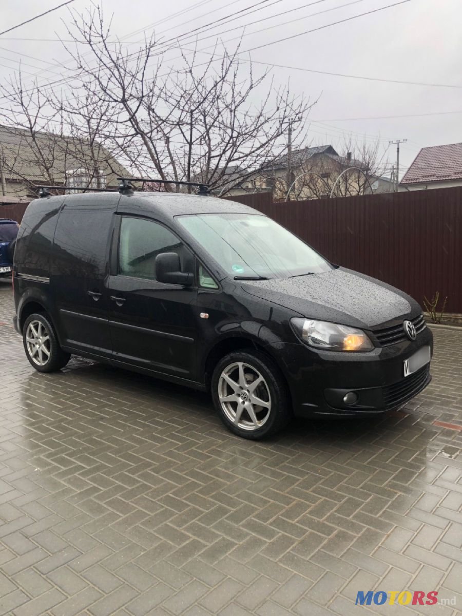 2015' Volkswagen Caddy photo #2