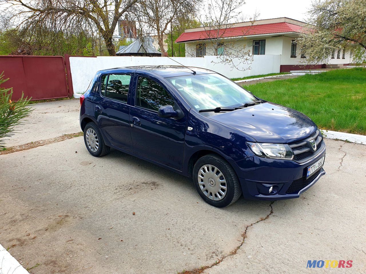 2014' Dacia Sandero photo #5