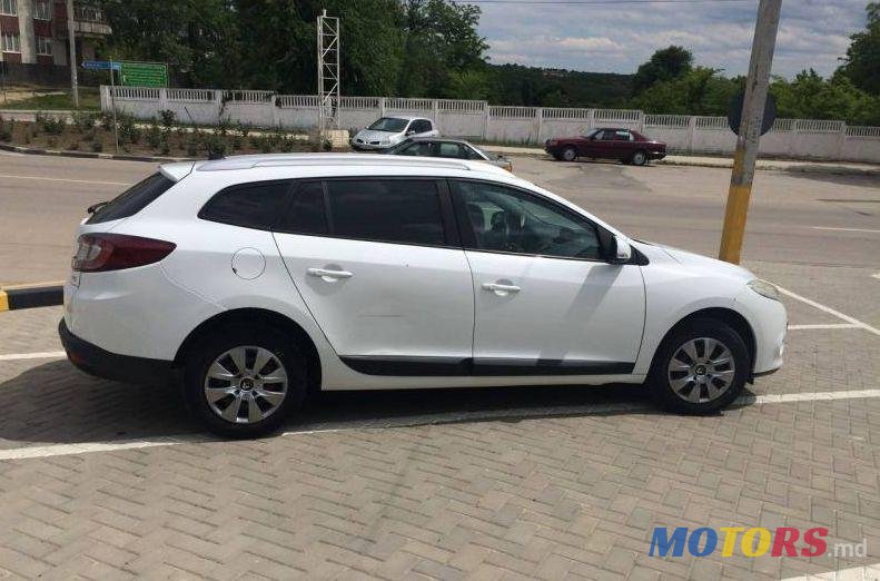 2010' Renault Megane photo #1