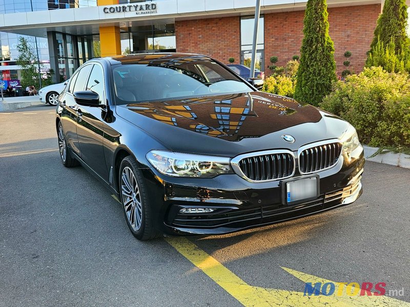 2018' BMW 5 Series photo #1