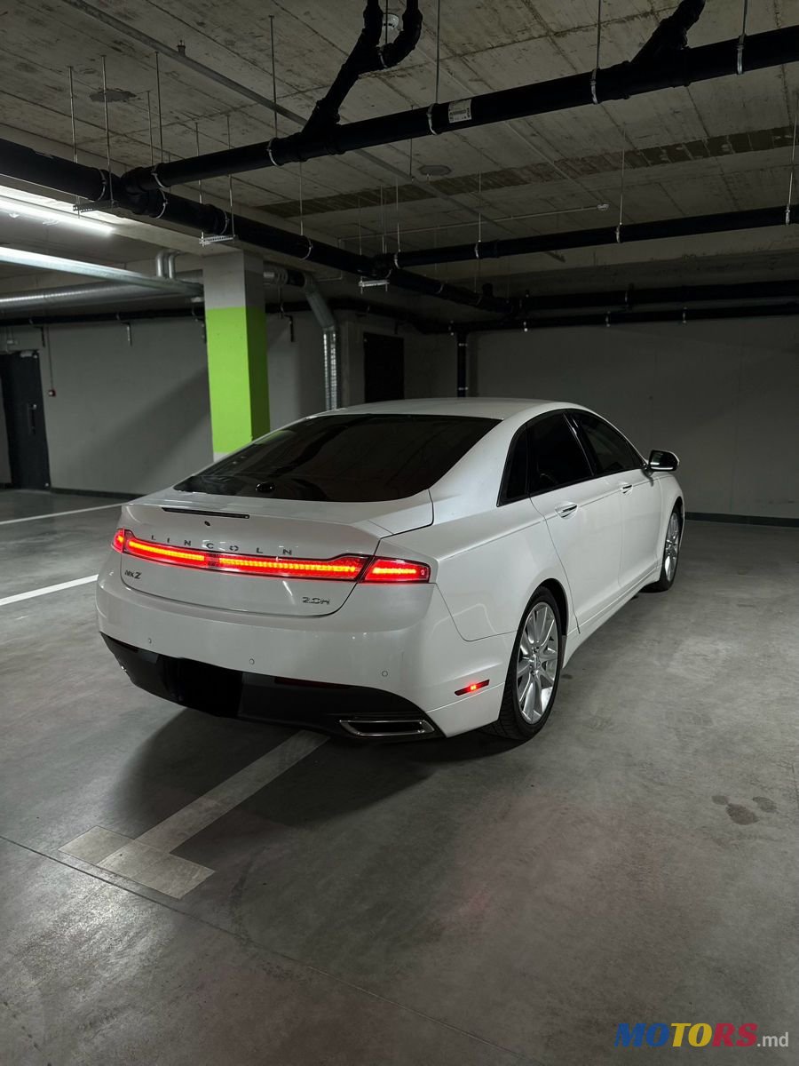 2015' Lincoln MKZ photo #5