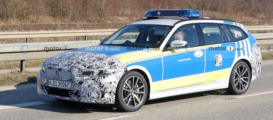 BMW 3 Series Spied Testing In Police Trim