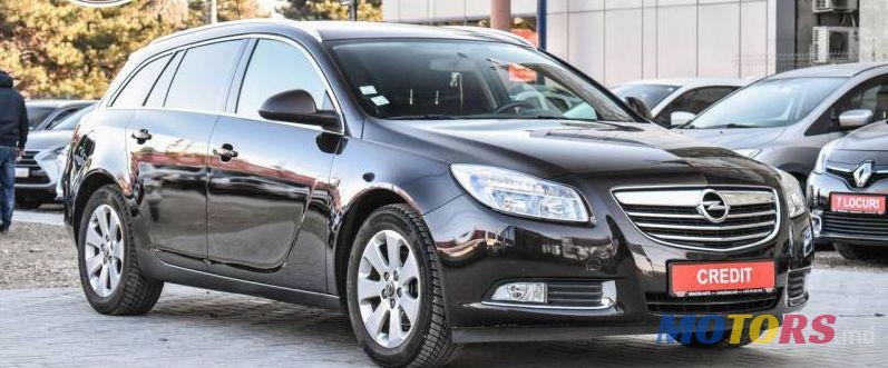 2011' Opel Insignia photo #1