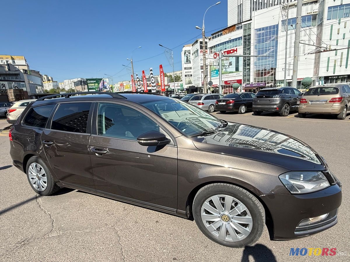2014' Volkswagen Passat photo #6