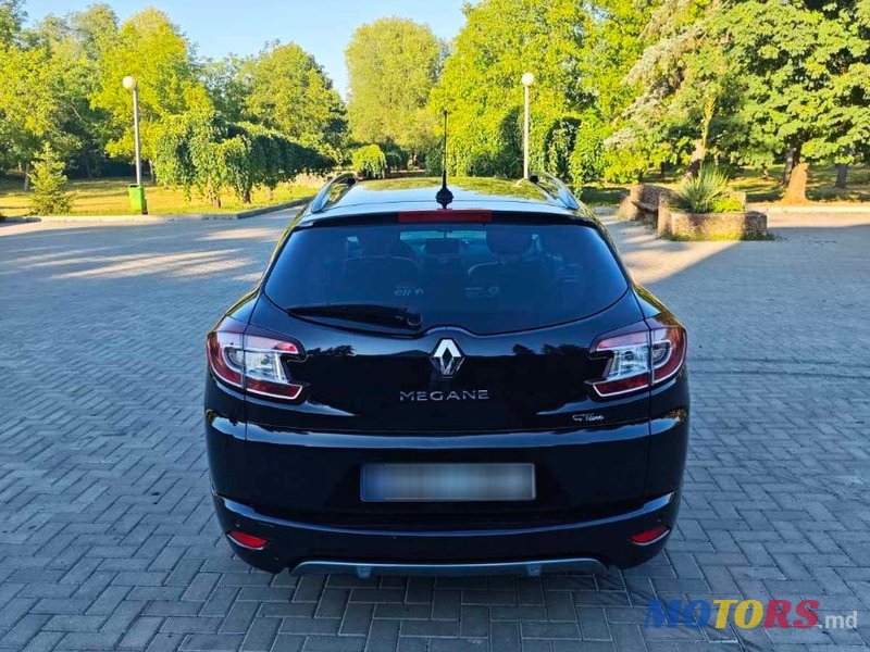 2012' Renault Megane photo #4