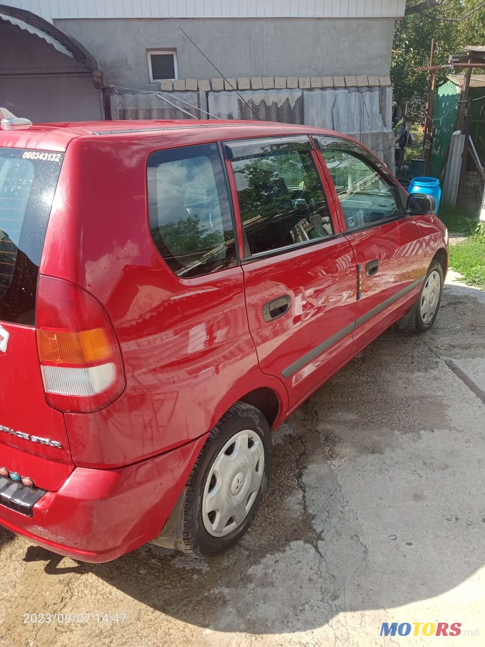 1999' Mitsubishi Space Star photo #6