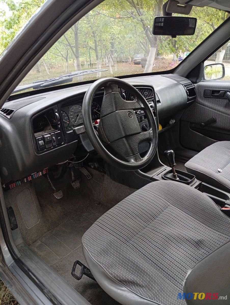 1993' Volkswagen Passat photo #3