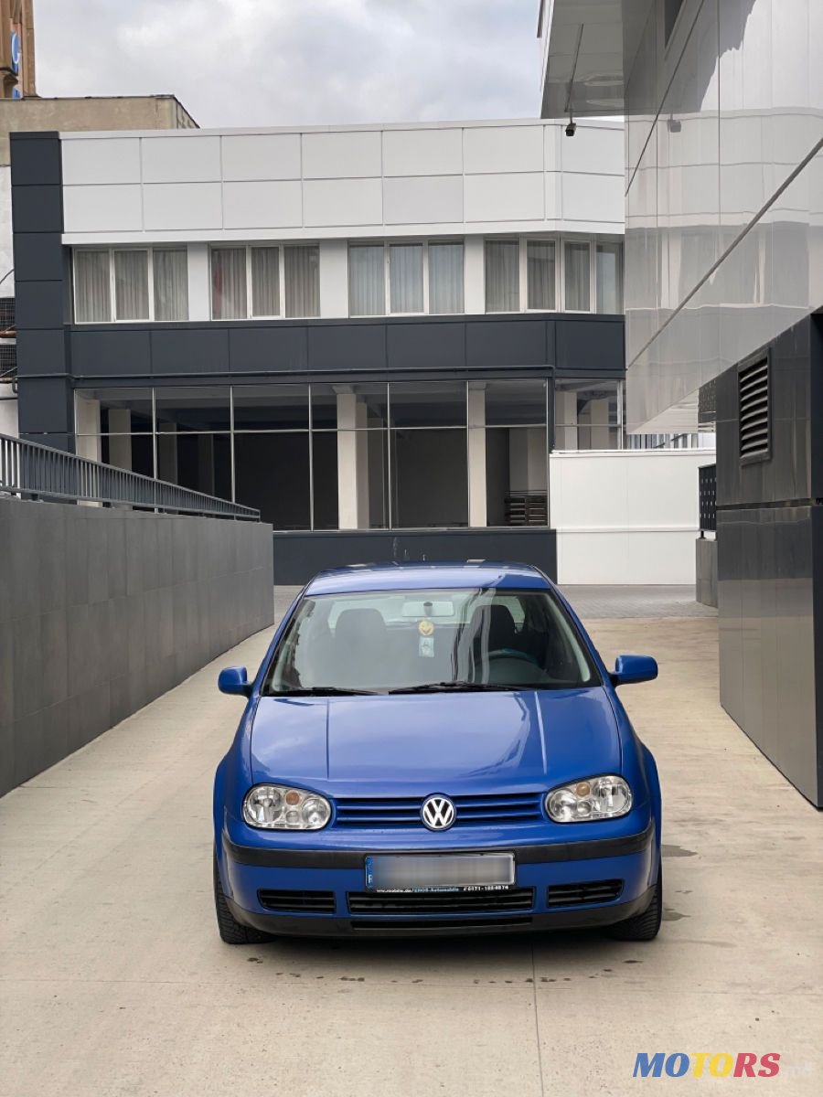 2000' Volkswagen Golf photo #2