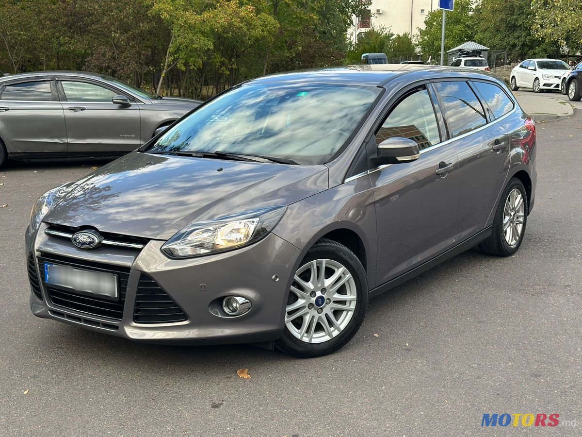 2012' Ford Focus photo #3