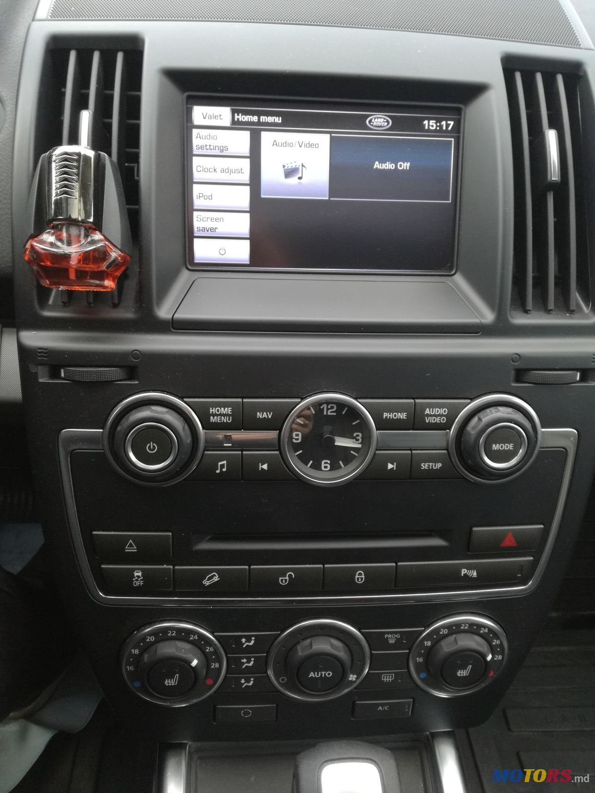 2013' Land Rover Freelander photo #4