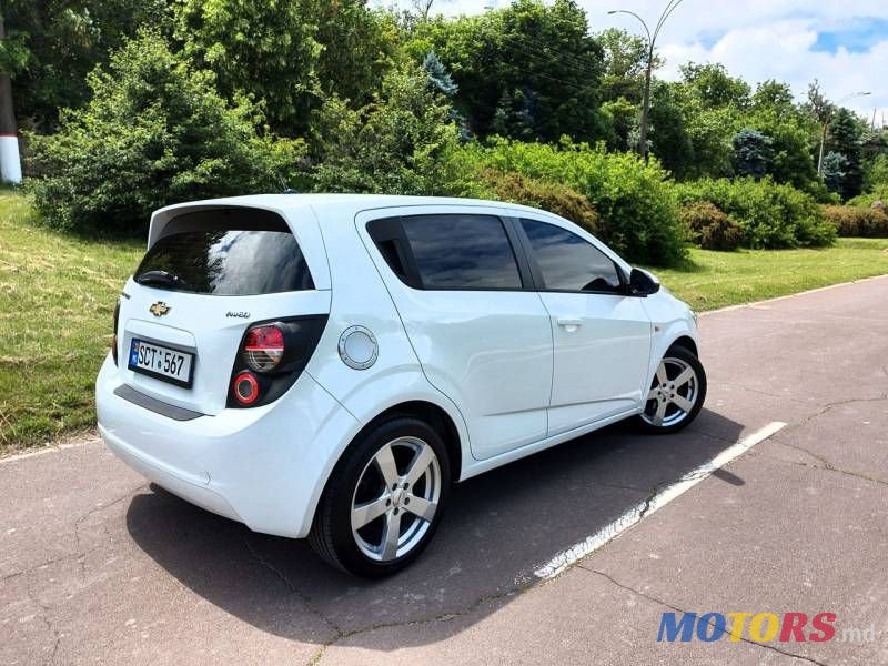 2012' Chevrolet Aveo photo #5