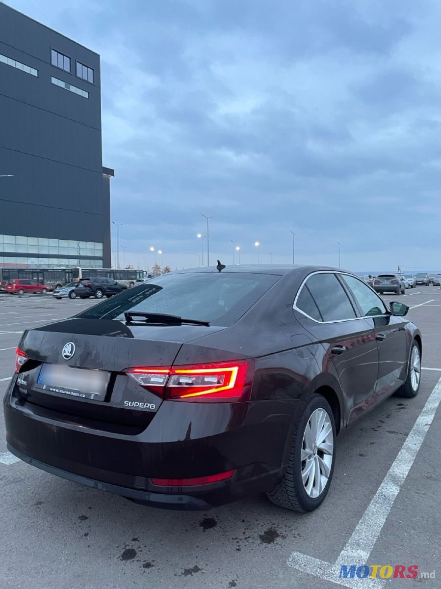 2016' Skoda Superb photo #4