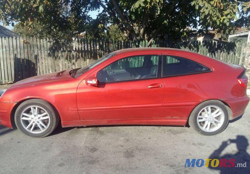 2002' Mercedes-Benz C photo #1