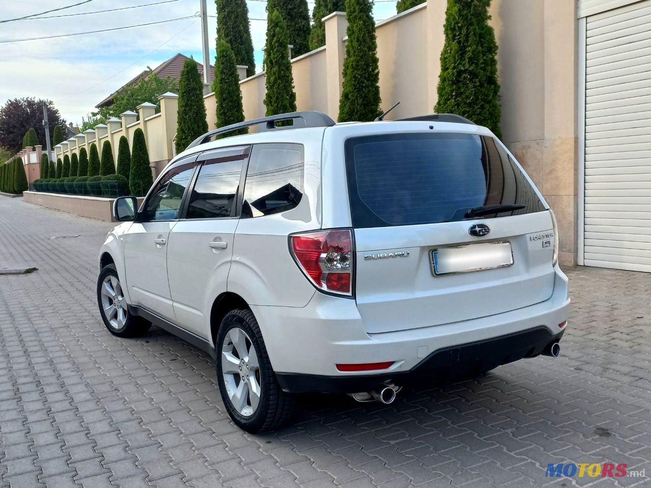 2010' Subaru Forester photo #5